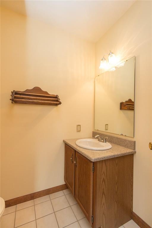 120 Cedar Ridge Drive Monaca, PA 15061 - Photo 11 of 24 Powder room