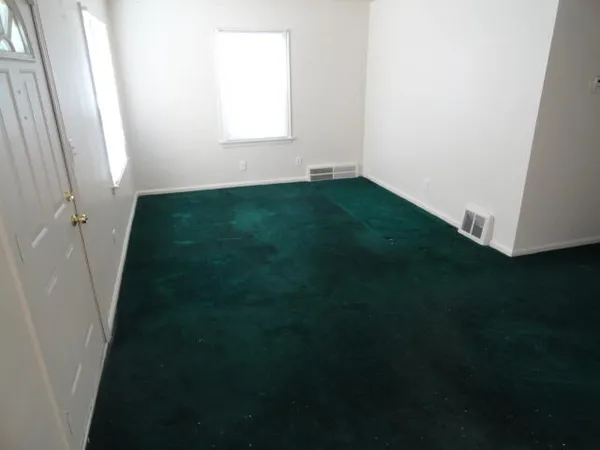 $115,000 | 19317 Woodside Street, Harper Woods, MI 48225