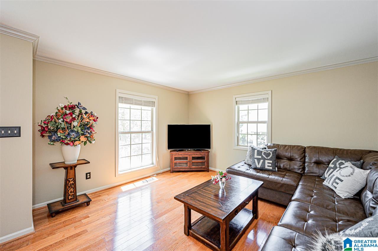 706 Forrest Drive Birmingham, AL 35209 - Photo 3 of 47