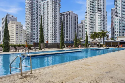 $2,500,000 | 50 Biscayne Boulevard, Unit 2510, Miami, FL 33132