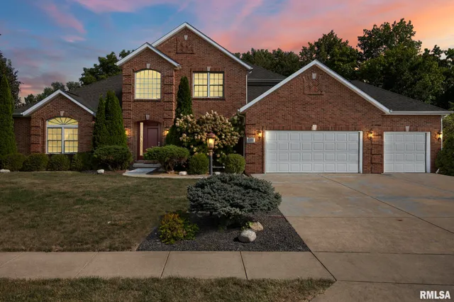 $585,000 | 1224 Autumn Ridge Court, Morton, IL 61550