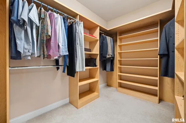 $585,000 | 1224 Autumn Ridge Court, Morton, IL 61550