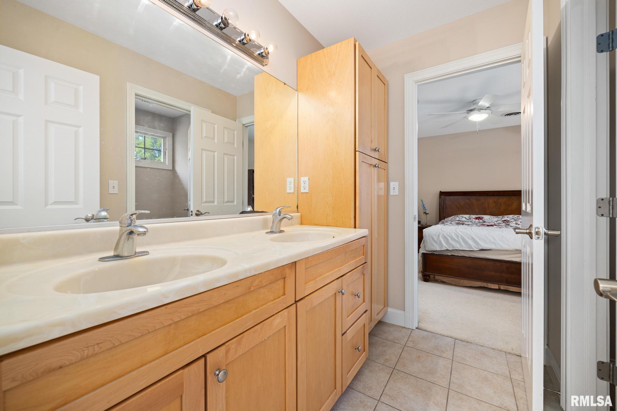 1224 Autumn Ridge Court Morton, IL 61550 - Photo 40 of 70