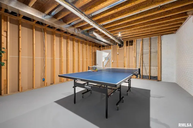 $585,000 | 1224 Autumn Ridge Court, Morton, IL 61550