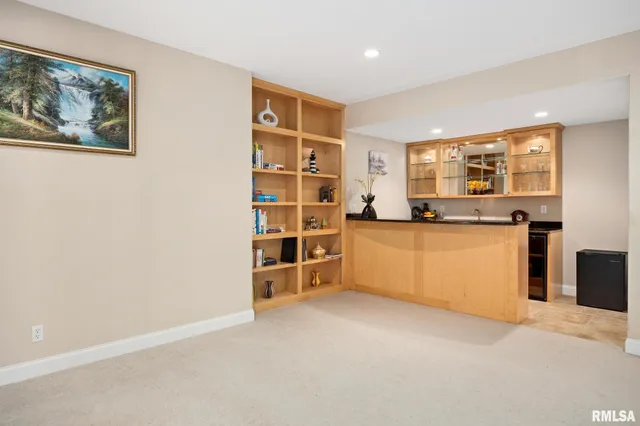 $585,000 | 1224 Autumn Ridge Court, Morton, IL 61550