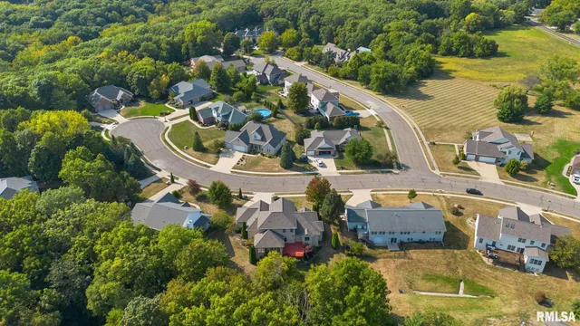 $585,000 | 1224 Autumn Ridge Court, Morton, IL 61550