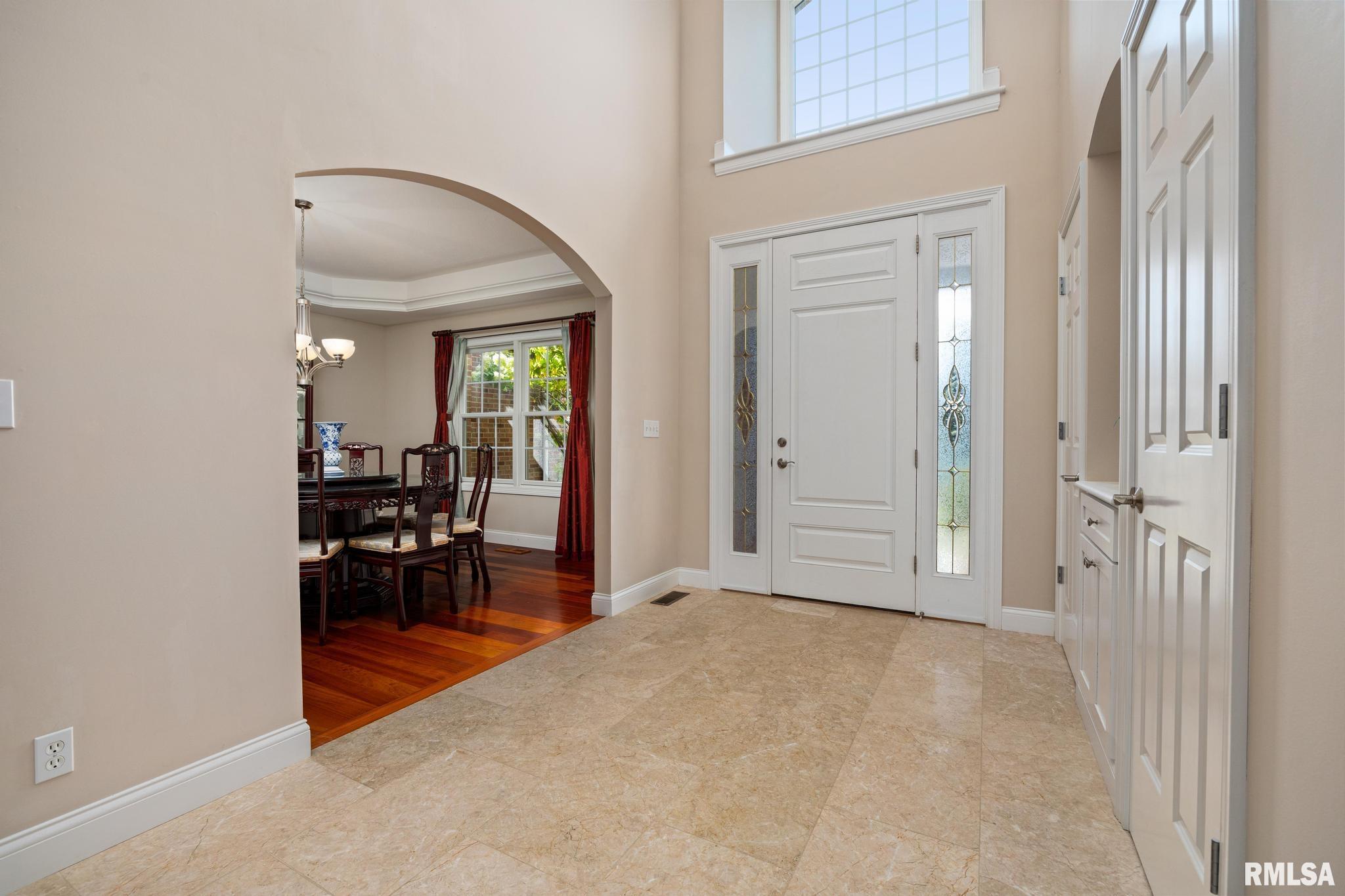 1224 Autumn Ridge Court Morton, IL 61550 - Photo 10 of 70