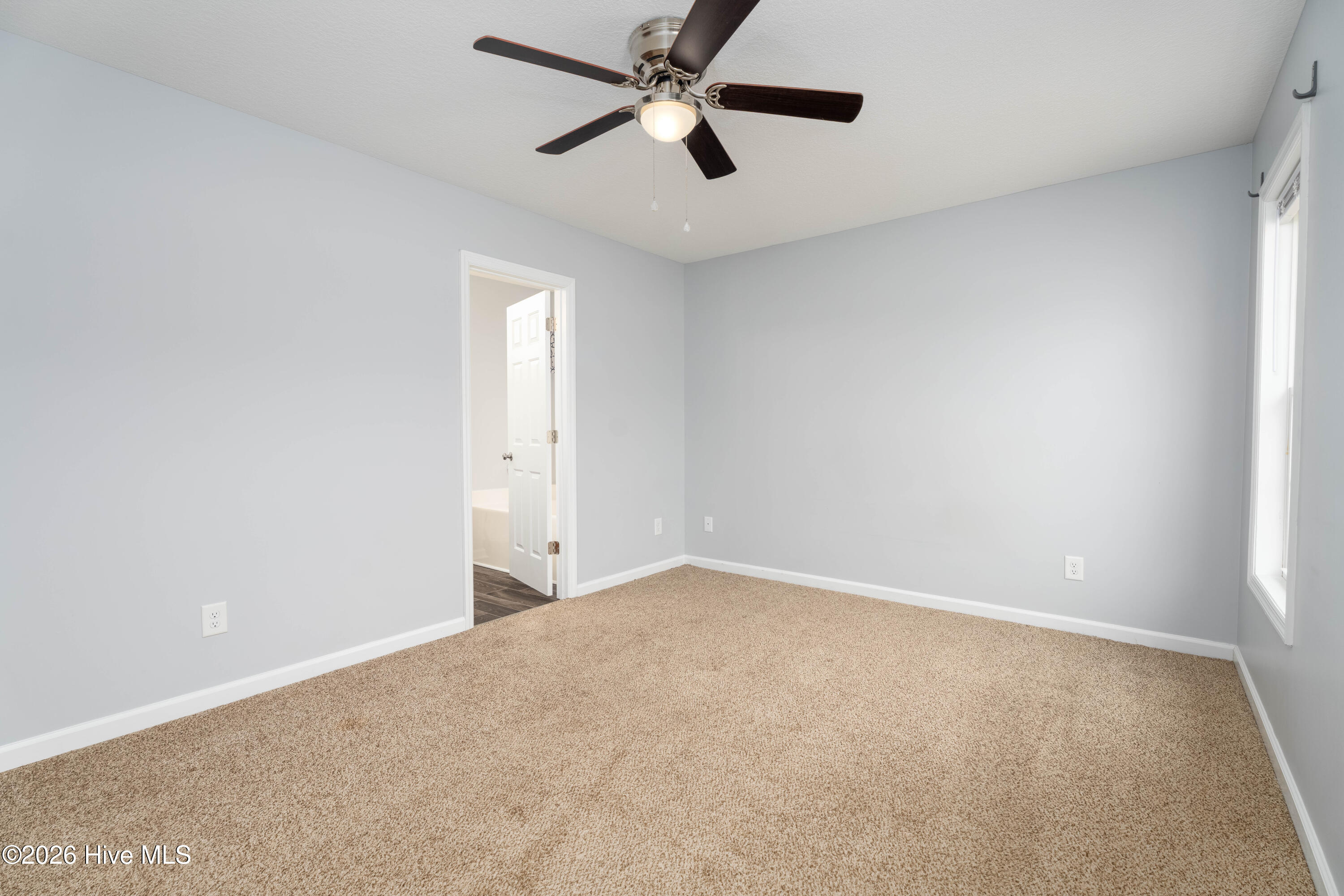 375 Nine Mile Road Maple Hill, NC 28454 - Photo 13 of 36 375 Nine Mile Road-18