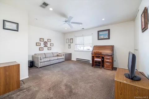 $599,999 | 100 Daly Boulevard, Unit 408, Oceanside, NY 11572