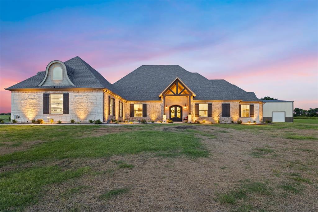 10078 Farmington Road Van Alstyne, TX 75495 - Photo 1 of 40