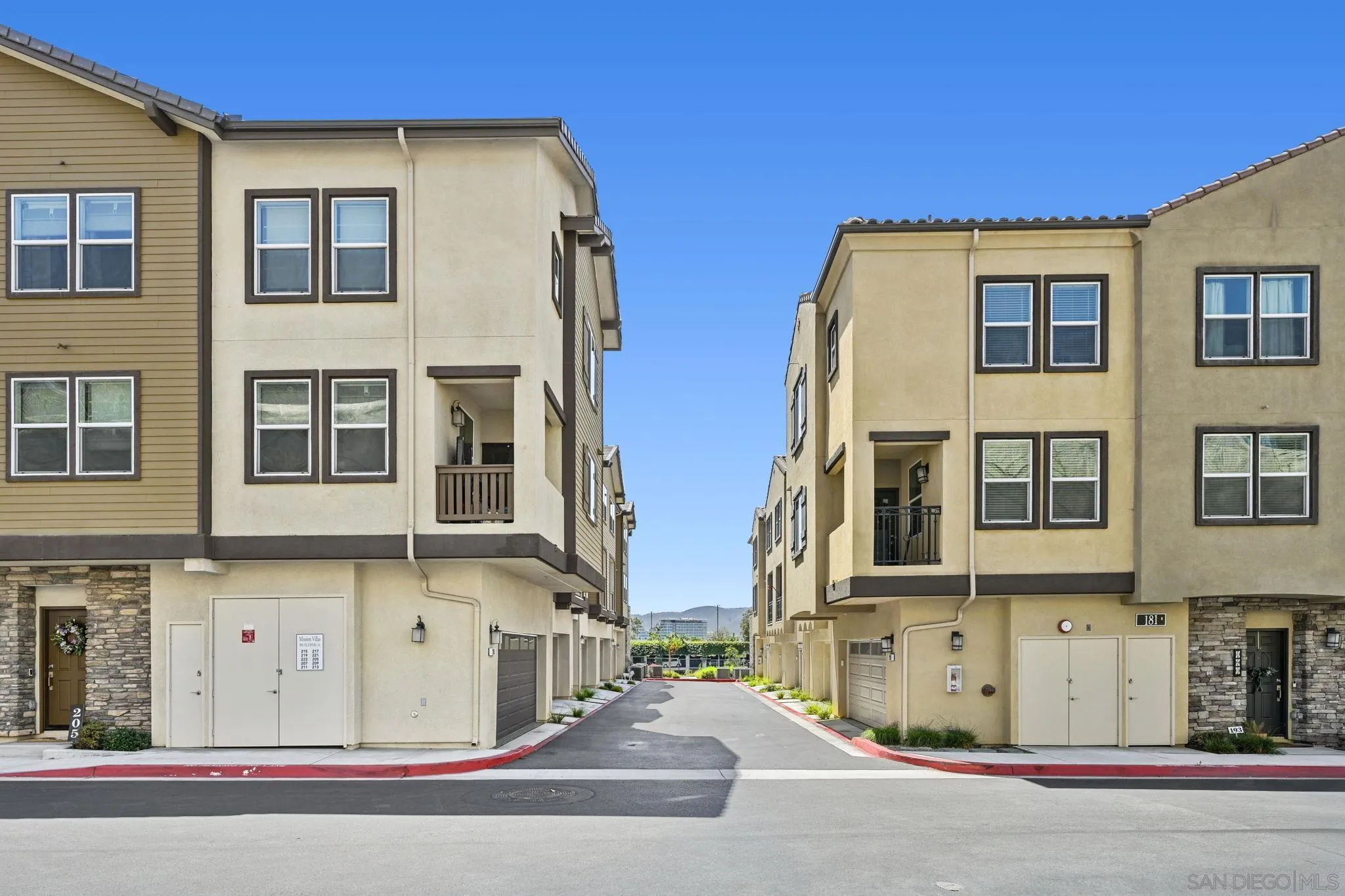 209 Mission Villas Road San Marcos, CA 92069 - Photo 32 of 38 Gallery Image 32