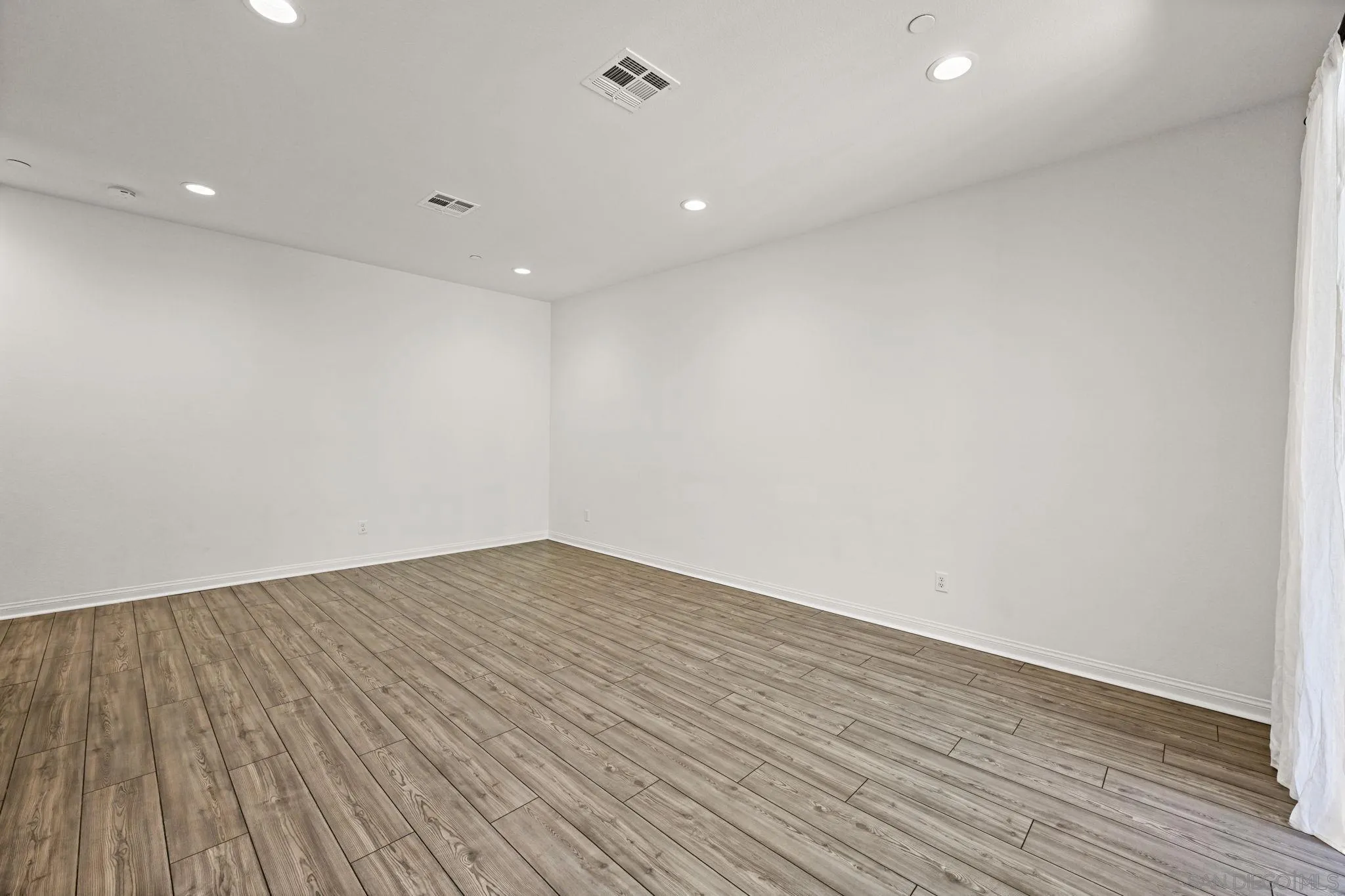 209 Mission Villas Road San Marcos, CA 92069 - Photo 7 of 38 Gallery Image 7