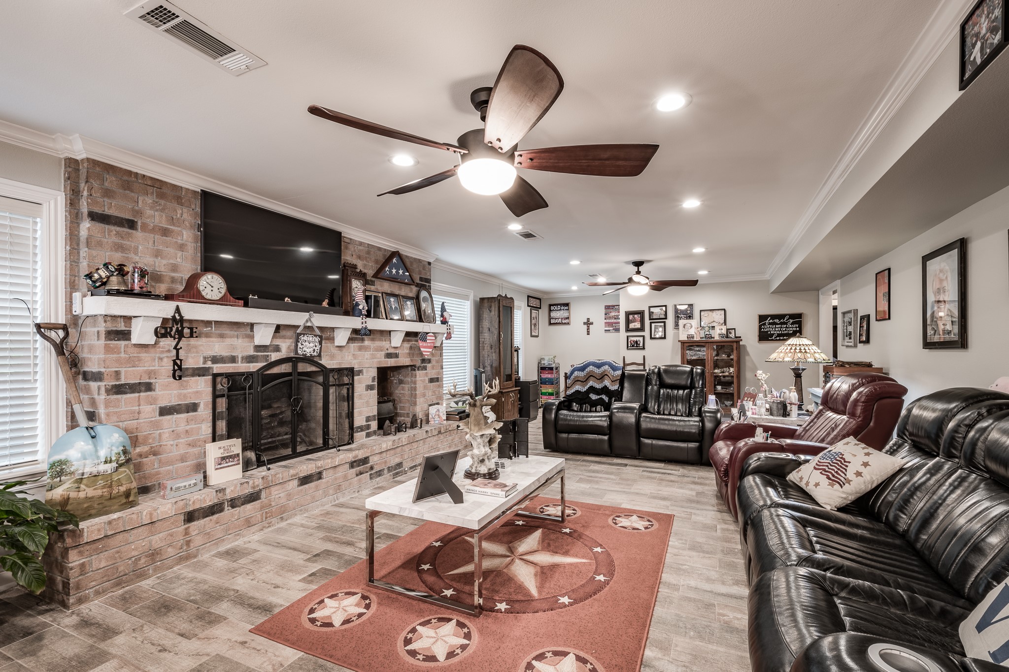 3600 Autumn Lane Baytown, TX 77521 - Photo 13 of 47