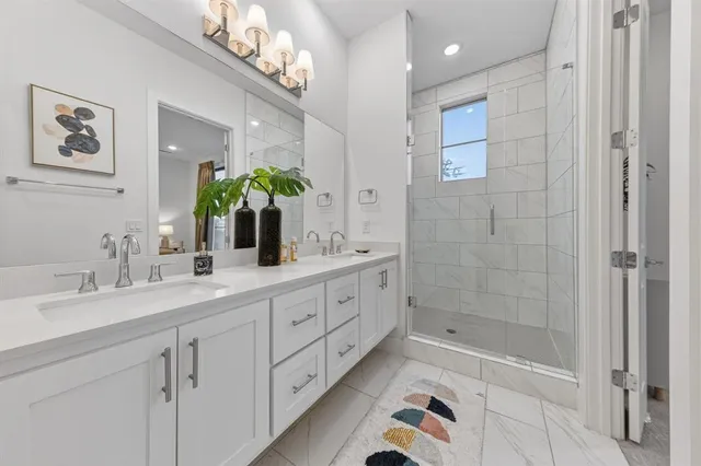 $599,000 | 737 North Zang Boulevard, Unit 102, Dallas, TX 75208