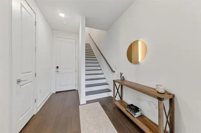 $599,000 | 737 North Zang Boulevard, Unit 102, Dallas, TX 75208