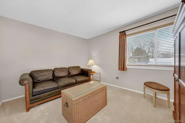 $689,900 | 228 Heritage Hills, Unit A, Somers, NY 10589