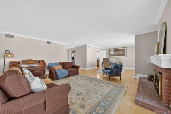 $689,900 | 228 Heritage Hills, Unit A, Somers, NY 10589