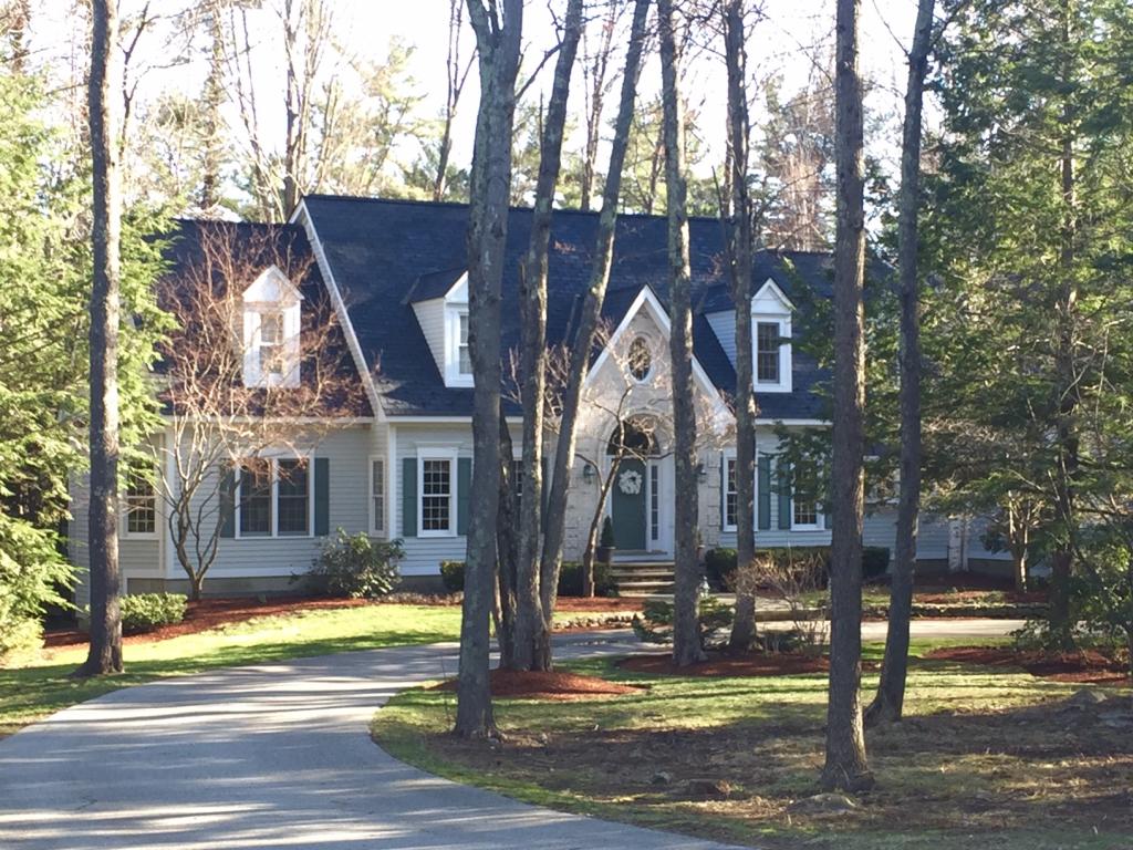 4 Colonel Wilkins Road Amherst, NH 03031 - Photo 33 of 36