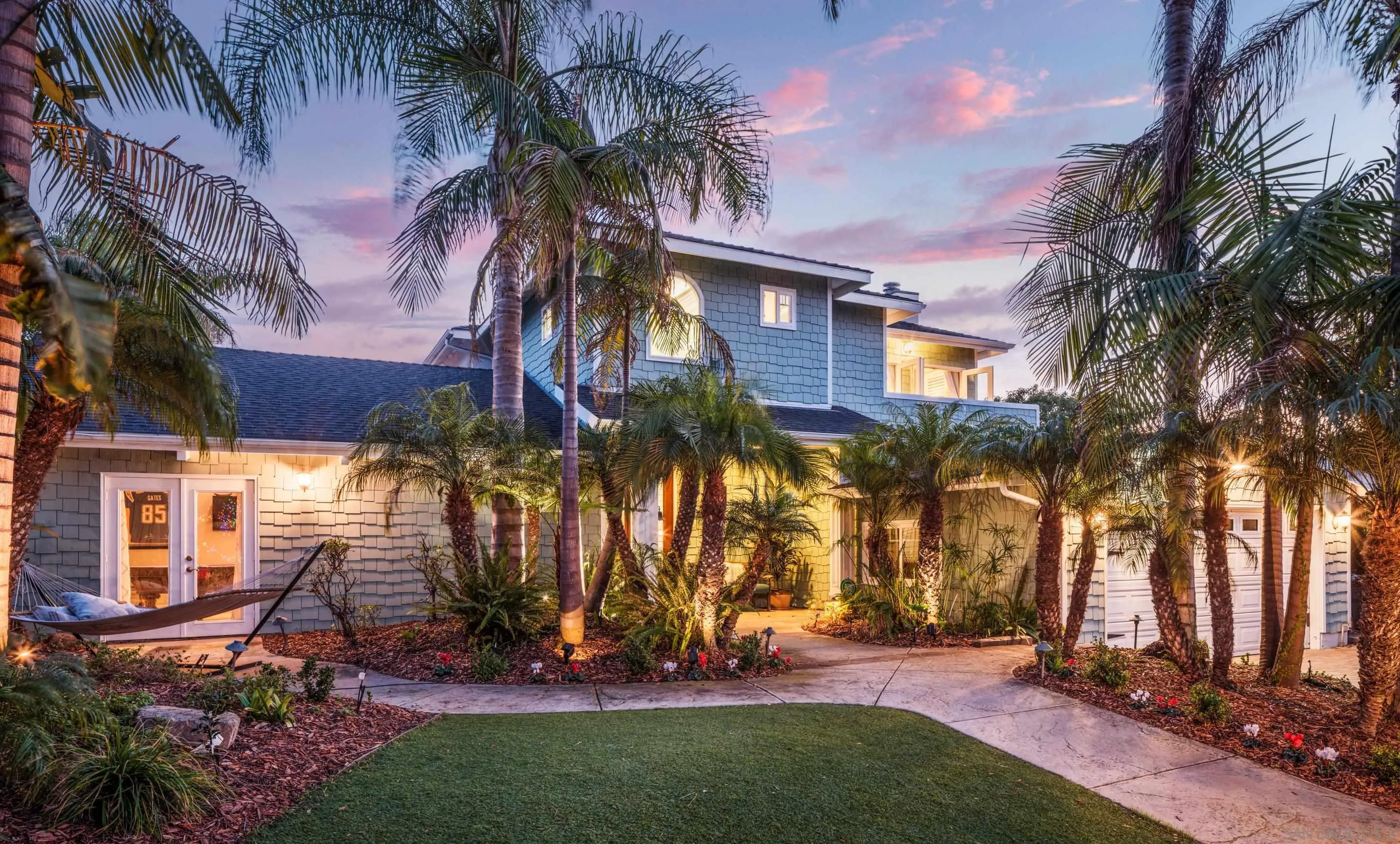 761 Ocean Crest Road Cardiff, CA 92007 - Photo 28 of 37 a view of a backyard