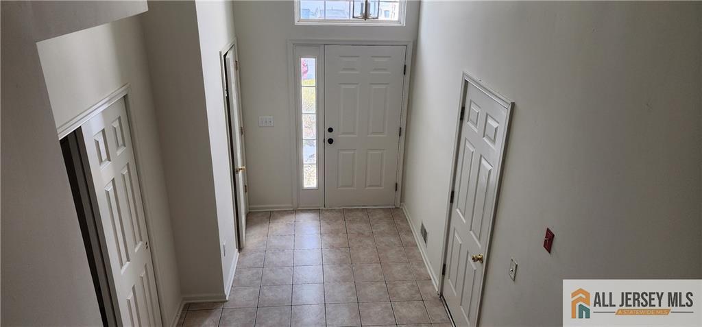 17 Rondell Lane, Unit 190 Old Bridge, NJ 08879 - Photo 3 of 37