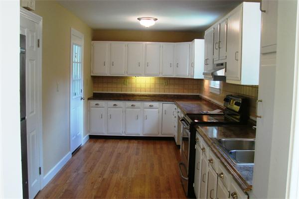 31 East Road Westminster, MA 01473 - Photo 3 of 14 Gallery Image 3