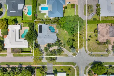 $1,500,000 | 501 Northwest 11th Street, Delray Beach, FL 33444