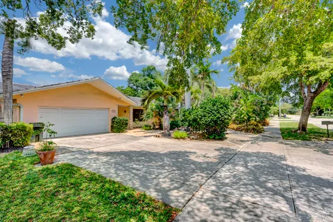 $1,500,000 | 501 Northwest 11th Street, Delray Beach, FL 33444