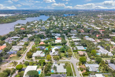 $1,500,000 | 501 Northwest 11th Street, Delray Beach, FL 33444