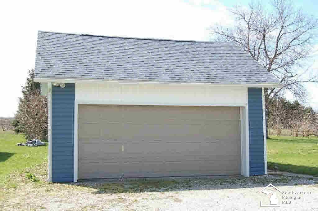 1433 East Sterns Road Erie, MI 48133 - Photo 3 of 13