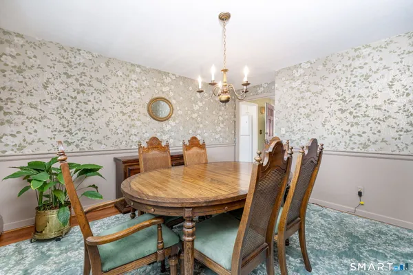 $439,900 | 269 Pine Lane, Wethersfield, CT 06109