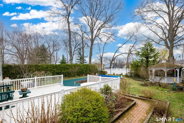 $439,900 | 269 Pine Lane, Wethersfield, CT 06109