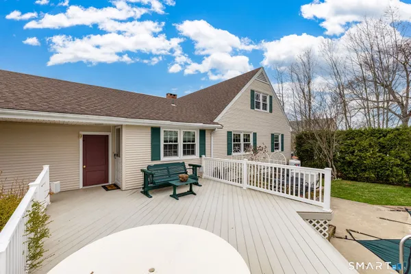 $439,900 | 269 Pine Lane, Wethersfield, CT 06109
