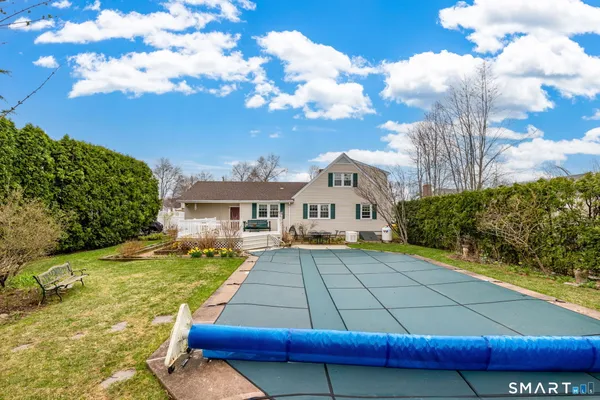 $439,900 | 269 Pine Lane, Wethersfield, CT 06109