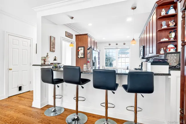 $459,000 | 102 Villa Court, Carmel, NY 10512