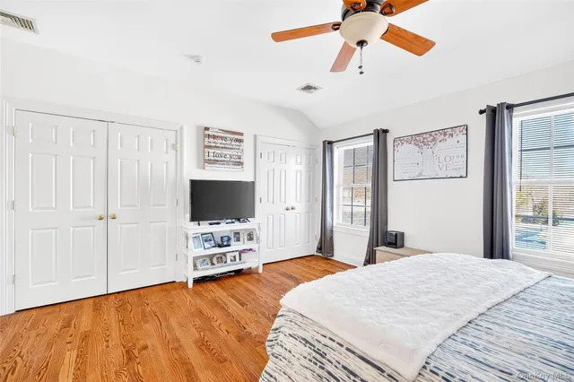 $459,000 | 102 Villa Court, Carmel, NY 10512