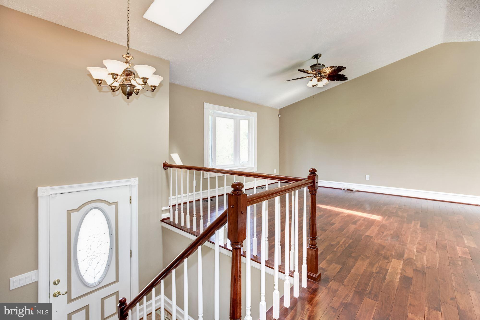 7815 Burgess Road Pasadena, MD 21122 - Photo 12 of 30 Interior (General)