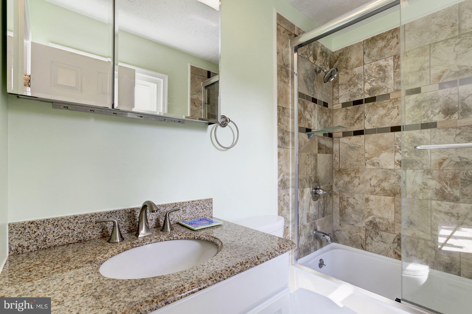 7815 Burgess Road Pasadena, MD 21122 - Photo 15 of 30 Bath