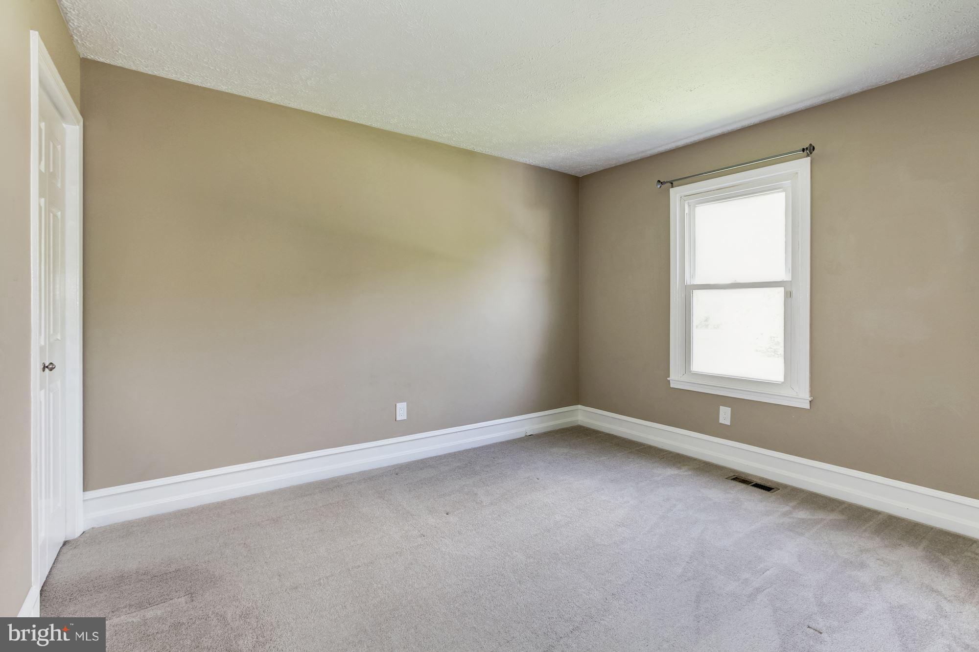 7815 Burgess Road Pasadena, MD 21122 - Photo 17 of 30 Bedroom