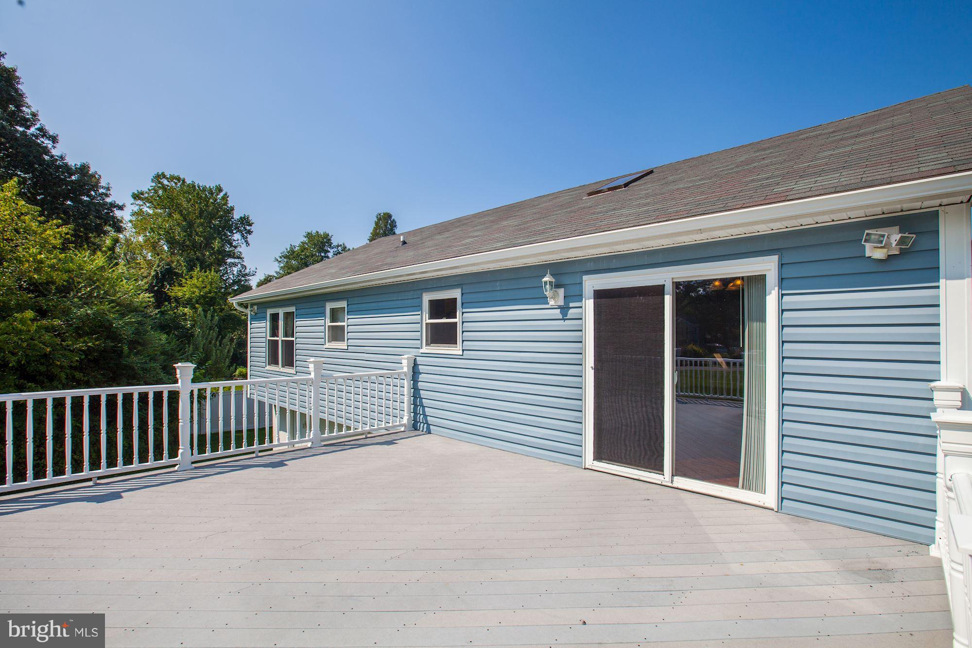 7815 Burgess Road Pasadena, MD 21122 - Photo 23 of 30 Exterior (Rear)