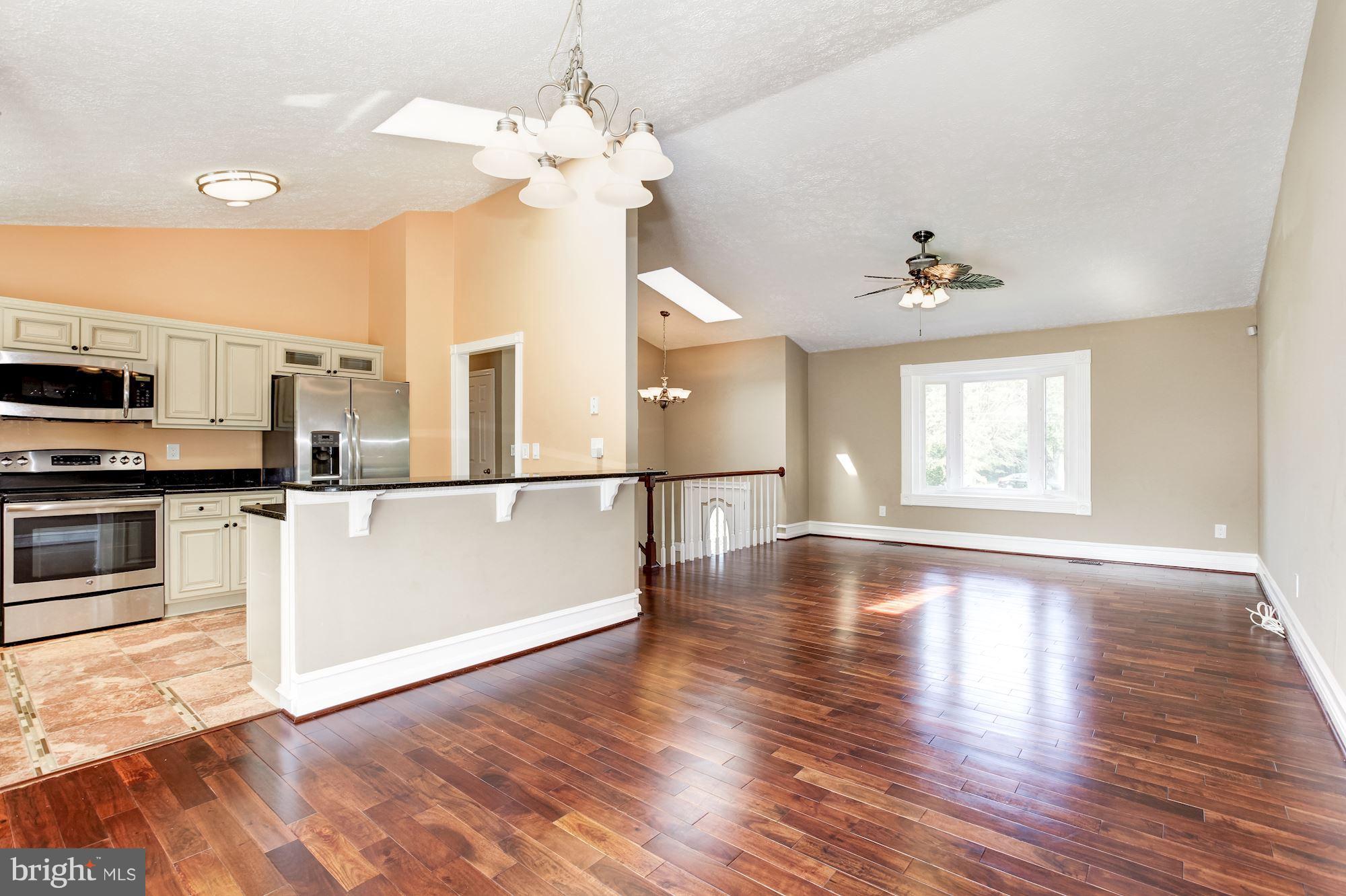 7815 Burgess Road Pasadena, MD 21122 - Photo 4 of 30 Dining Room