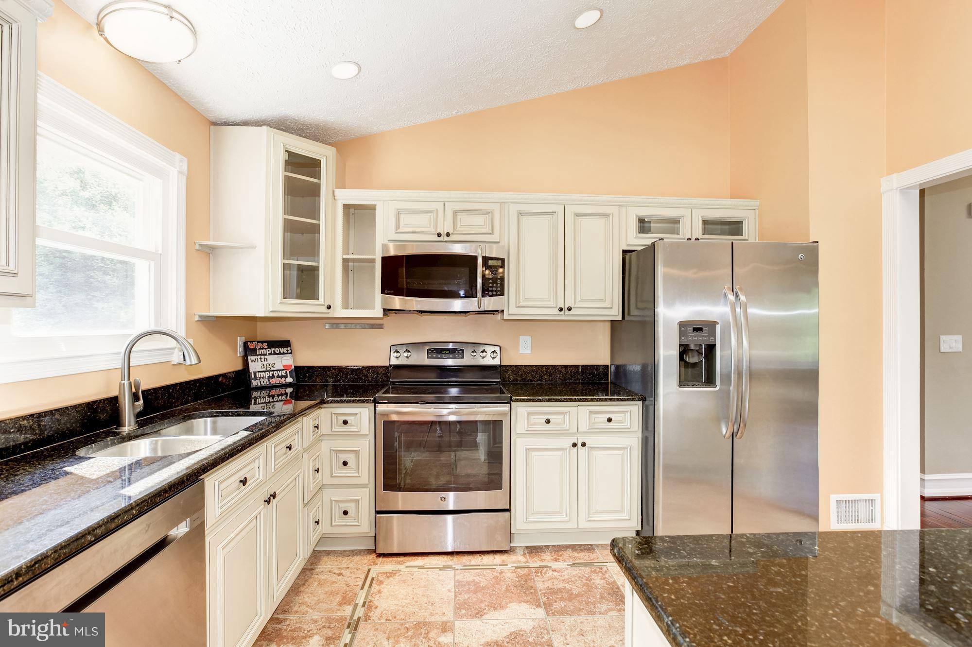 7815 Burgess Road Pasadena, MD 21122 - Photo 6 of 30 Kitchen