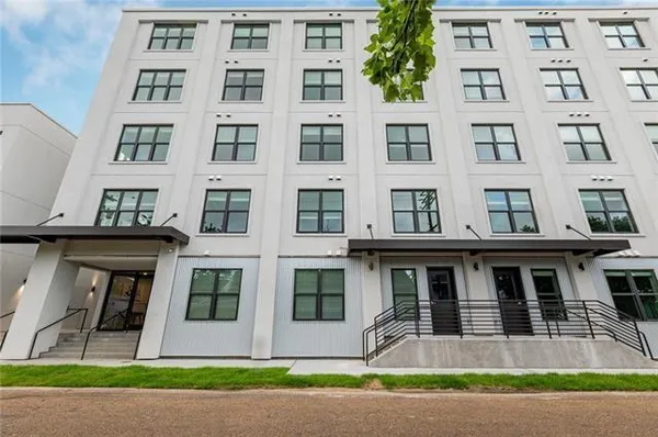 $1,695 | 882 Montegut Street, Unit 511, New Orleans, LA 70117