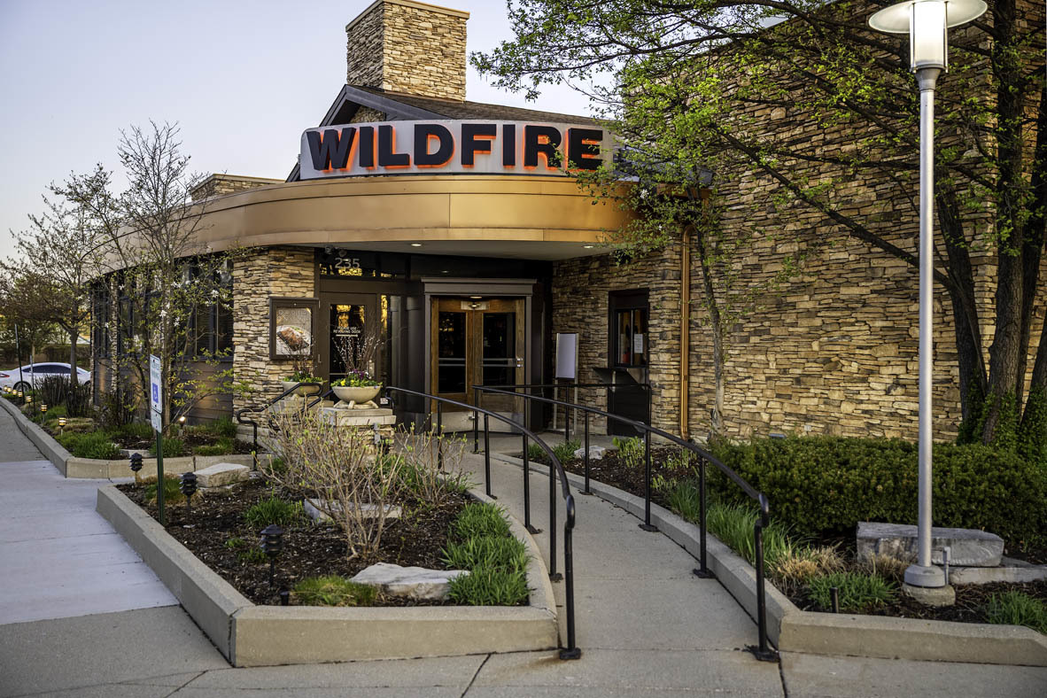 561 Yosemite Way Mundelein, IL 60060 - Photo 34 of 48 a view of a street with potted plants