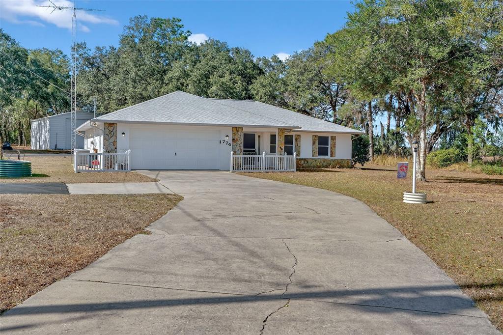 774 South Oak Crest Path Lecanto, FL 34461 - Photo 4 of 47