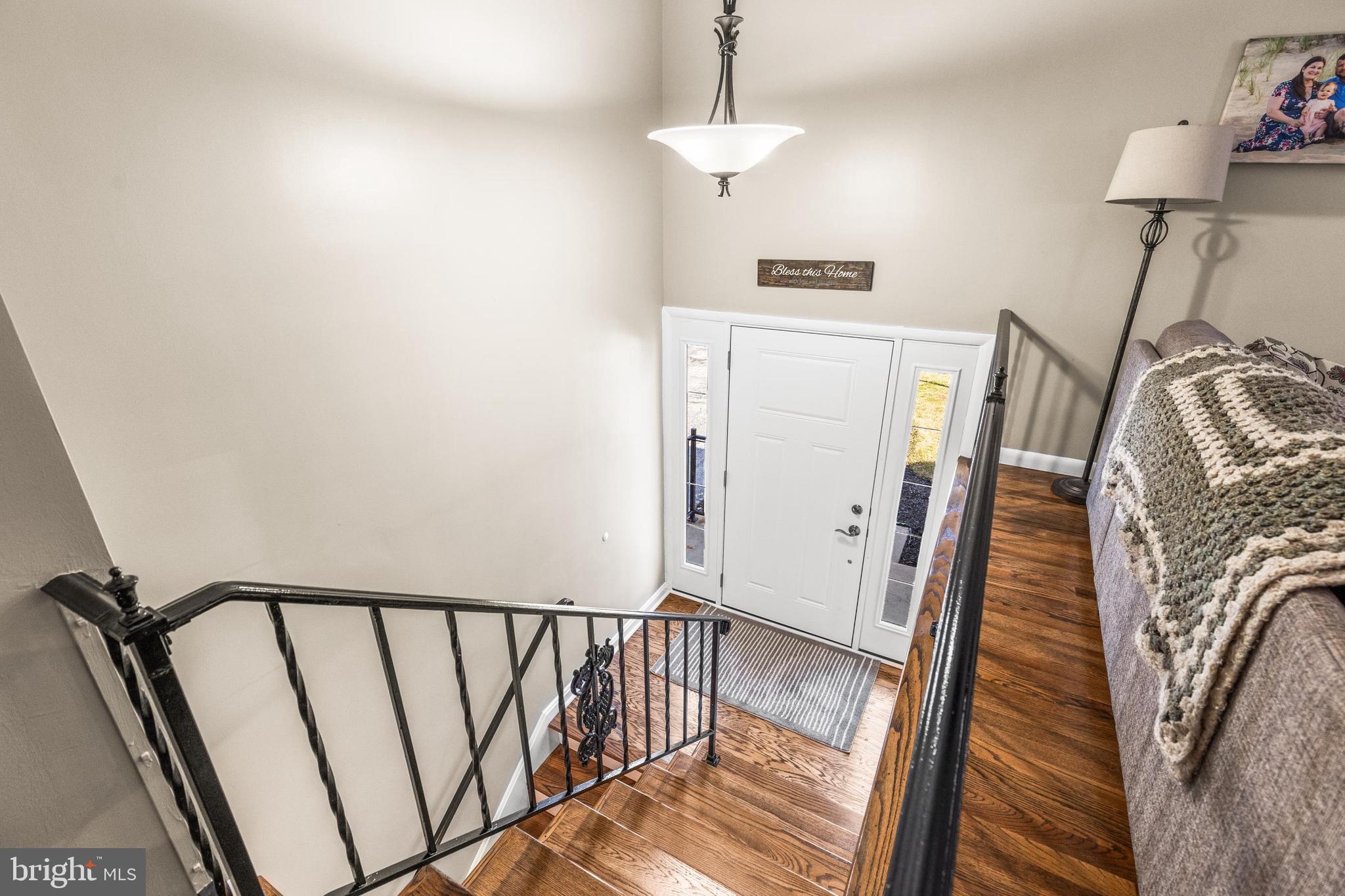 1870 Lilac Road York, PA 17408 - Photo 4 of 28