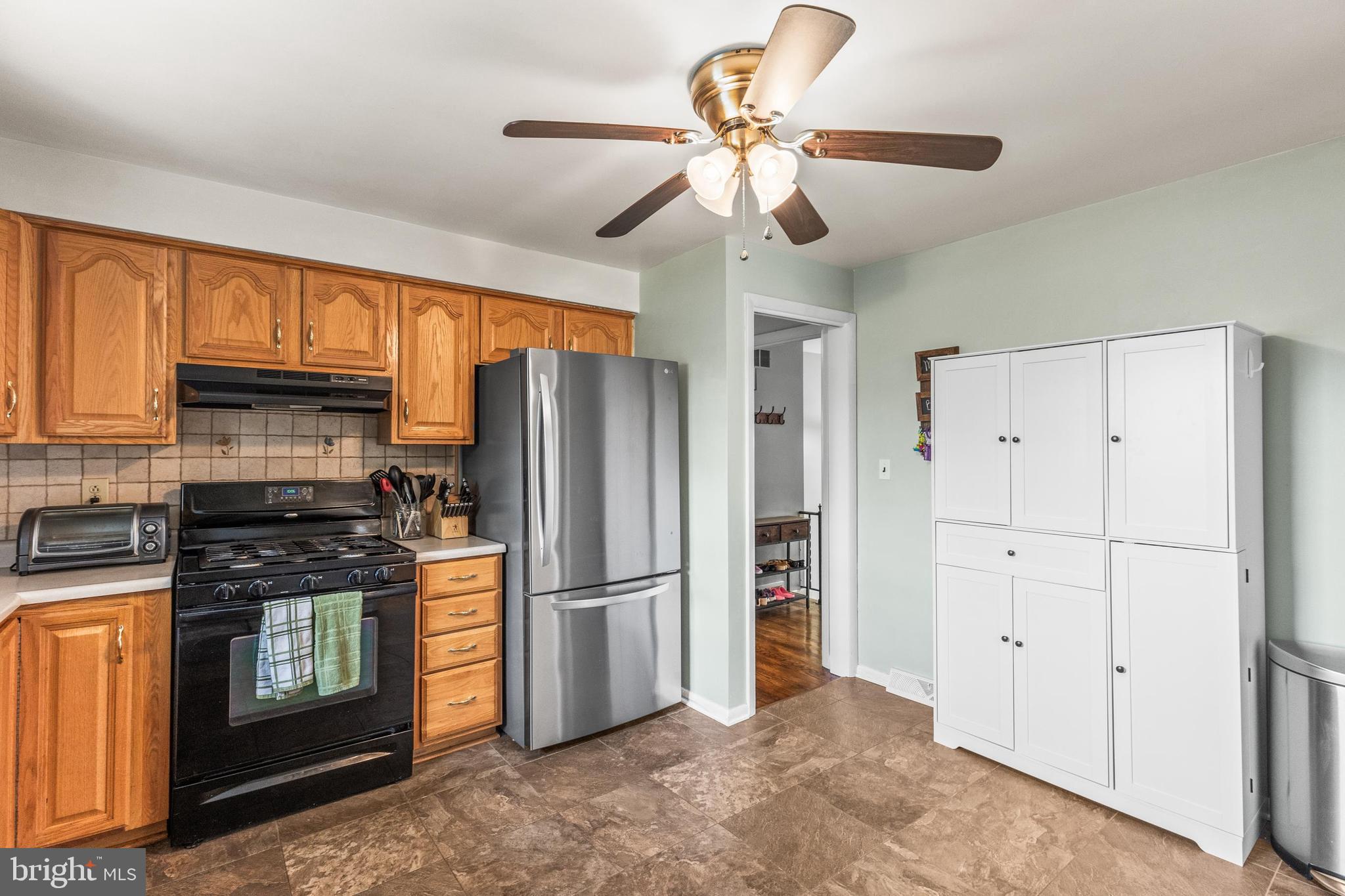 1870 Lilac Road York, PA 17408 - Photo 8 of 28