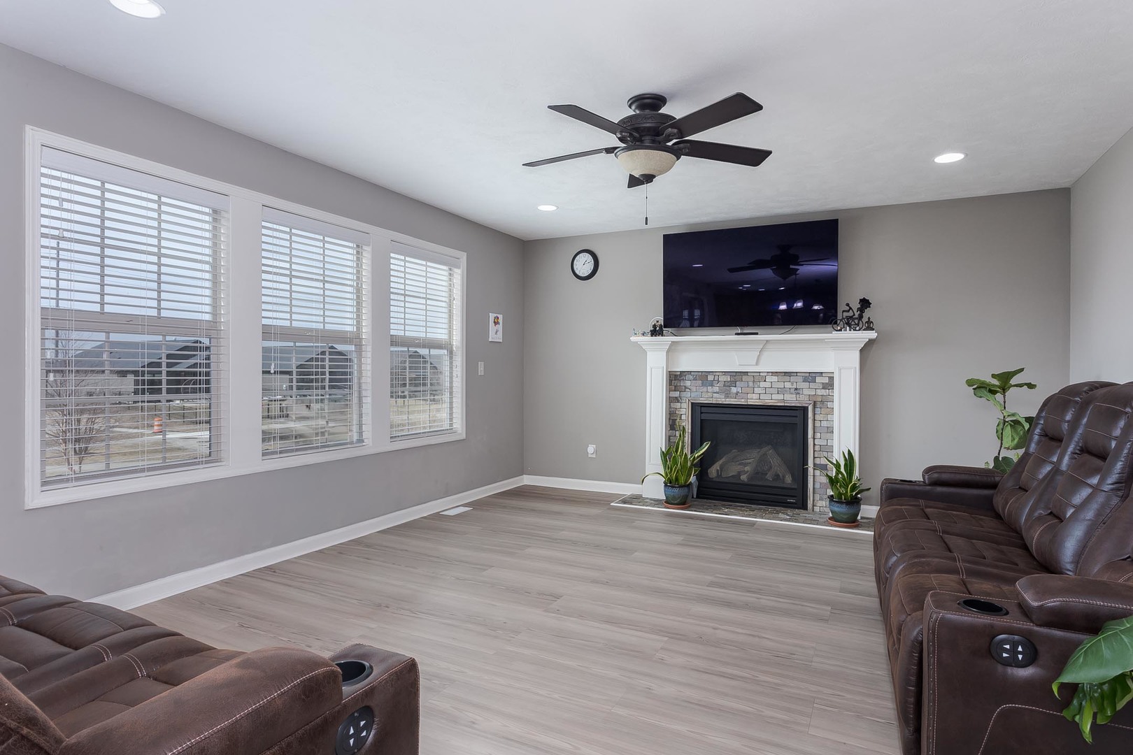 2501 Fieldstone Court Normal, IL 61761 - Photo 9 of 59