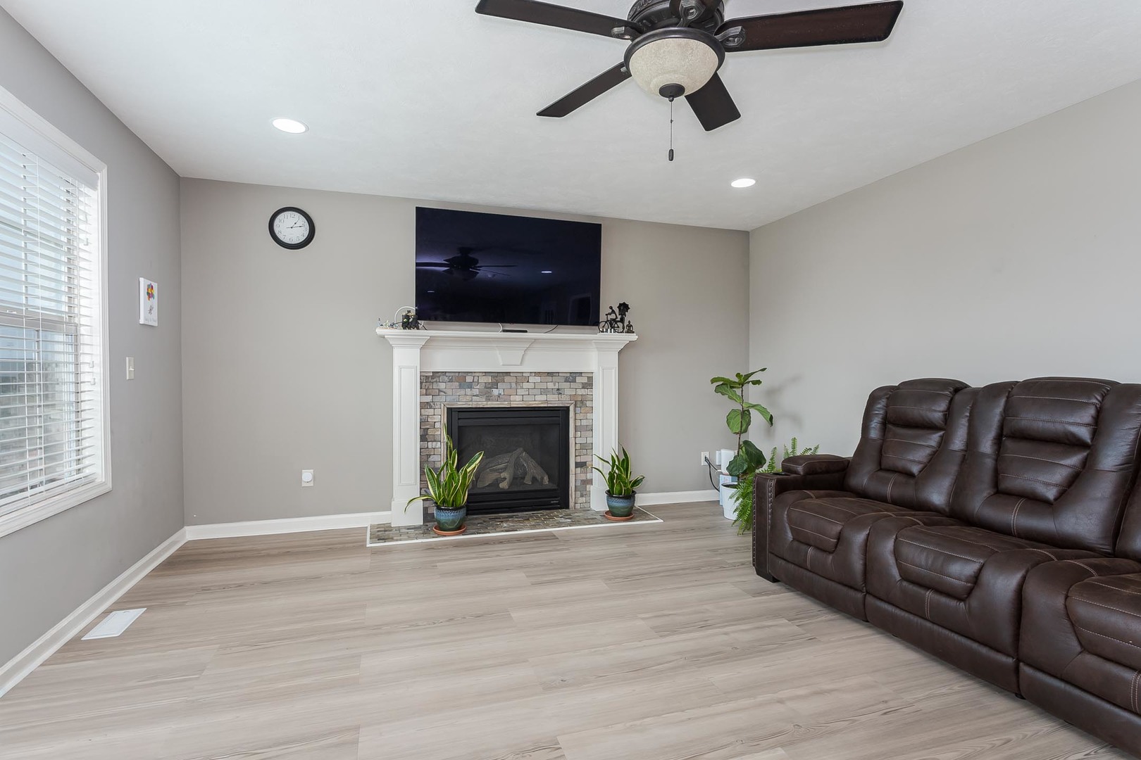 2501 Fieldstone Court Normal, IL 61761 - Photo 10 of 59