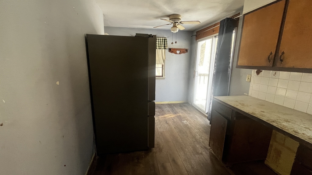 368 Granville Road Southwick, MA 01077 - Photo 11 of 27