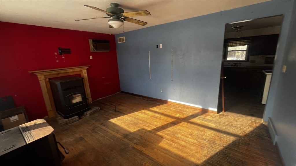 368 Granville Road Southwick, MA 01077 - Photo 20 of 27